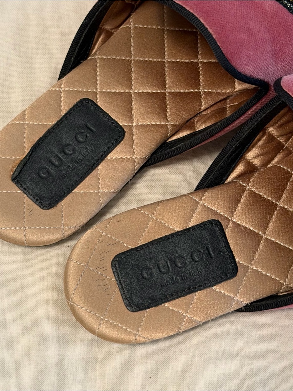 Gucci Rose Pink Velvet Beaded Snake Mules - Picture 4 of 6